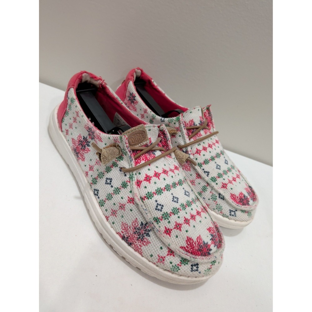 Hey Dude Wendy Ugly Sweater Women 6 Casual Slip On Shoes Cream 40891-13R